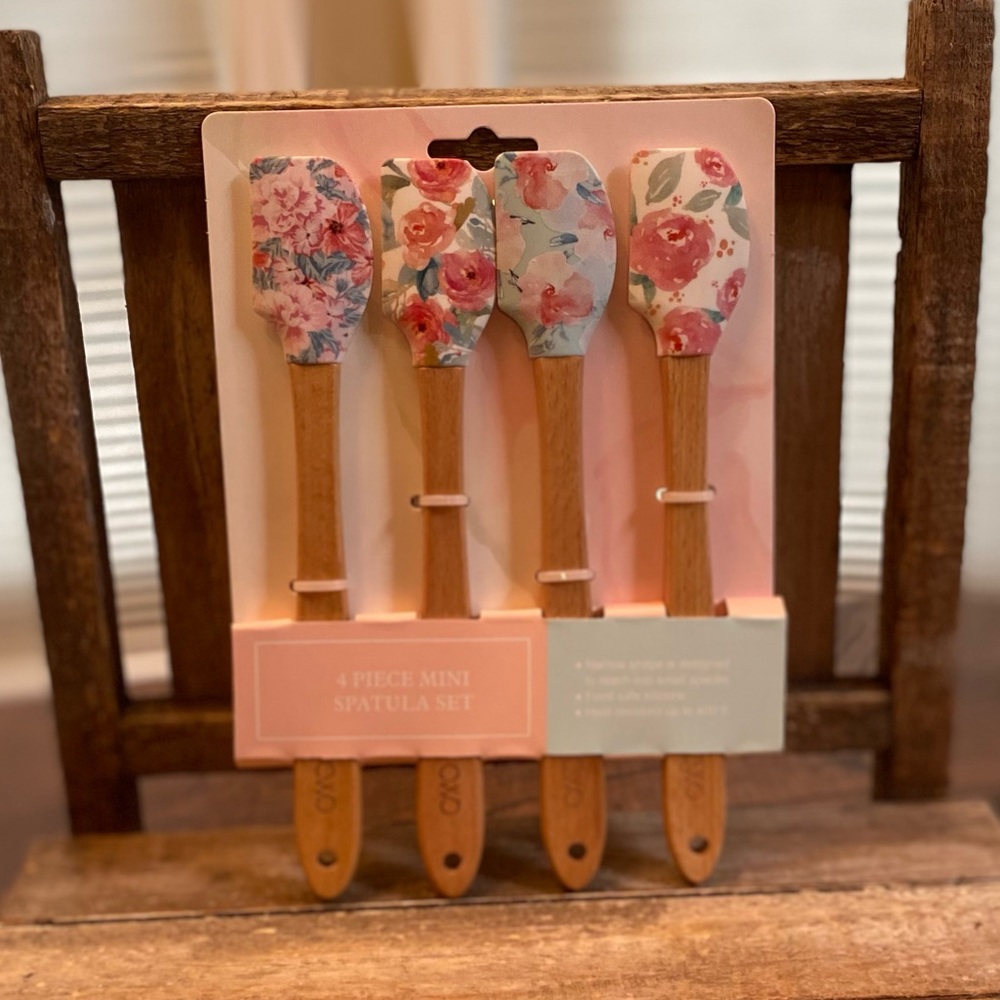 Farmhouse Floral Mini Spatula Set Of 4, Colorful Spring Flowers Mini Spatulas